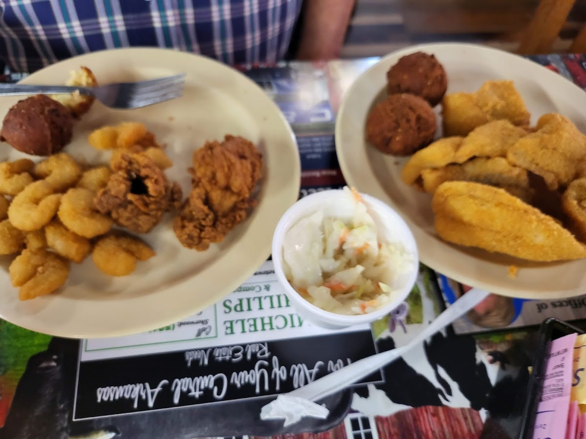 Barnhill's Steaks And Buffet-5