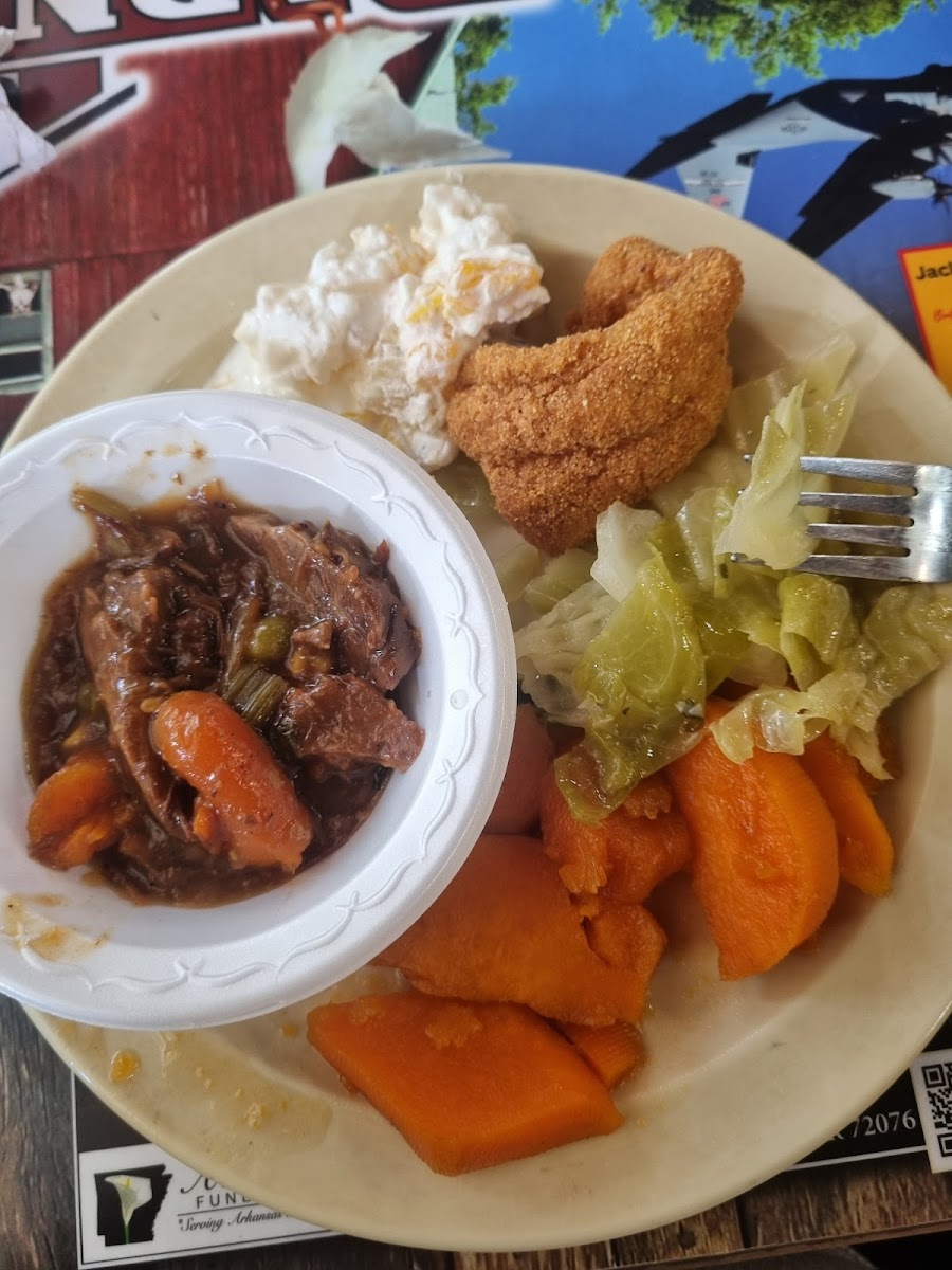 Barnhill's Steaks And Buffet-7